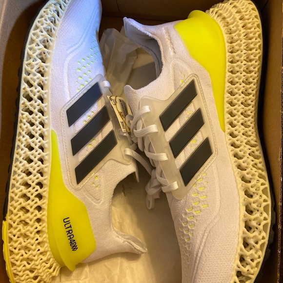 Adidas UltraBoost Ultra 4D - Picture 2 of 10